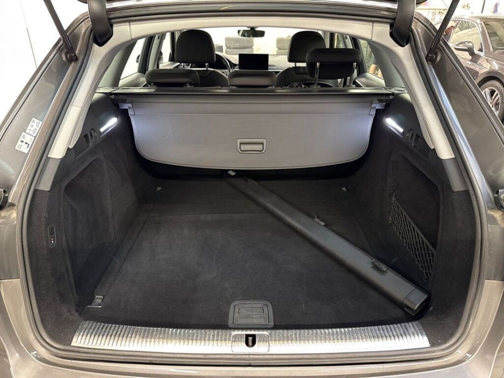 Audi A4 allroad quattro 2020 Vihreä