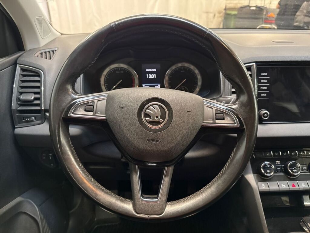 Skoda Karoq 2020 Sininen