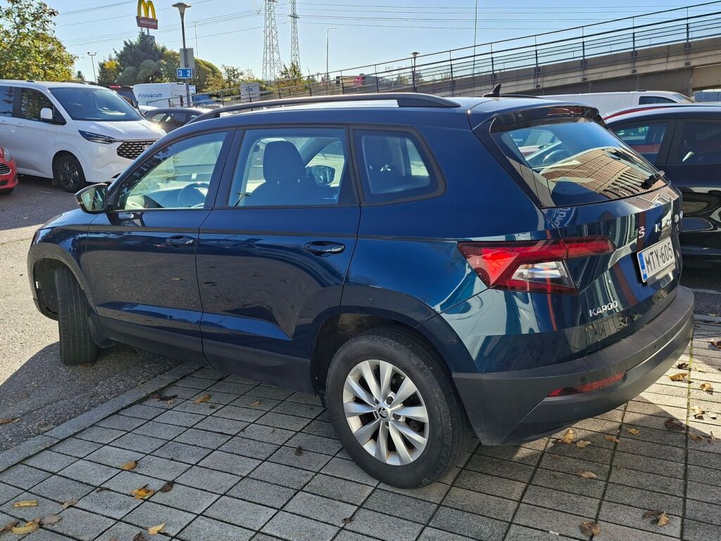 Skoda Karoq 2020 Sininen