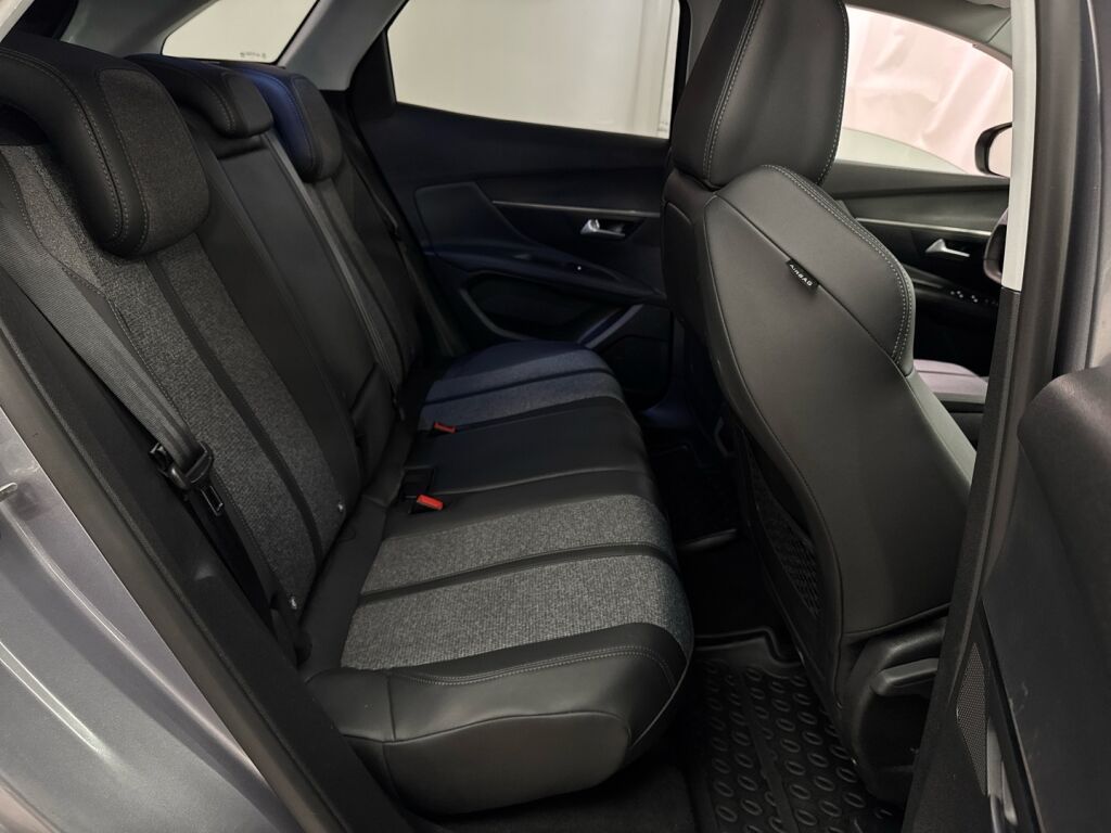 Peugeot 3008 2020 Harmaa