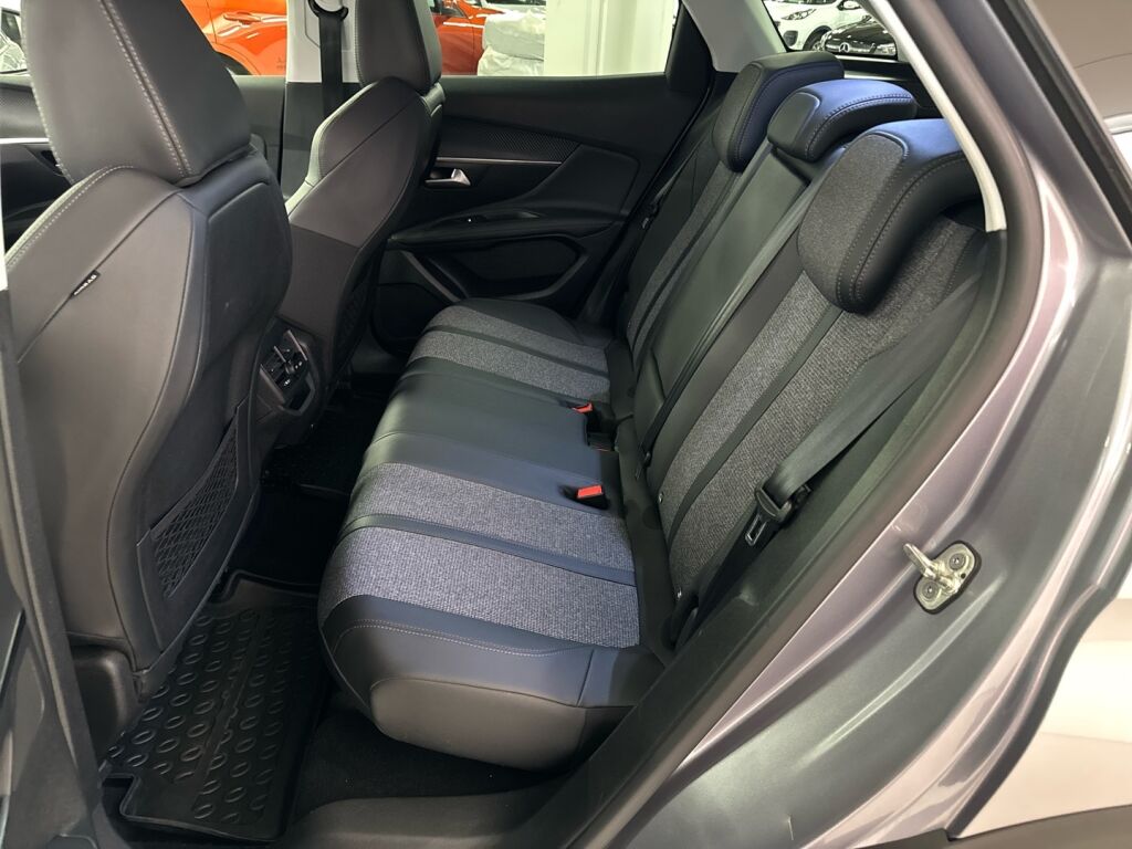 Peugeot 3008 2020 Harmaa