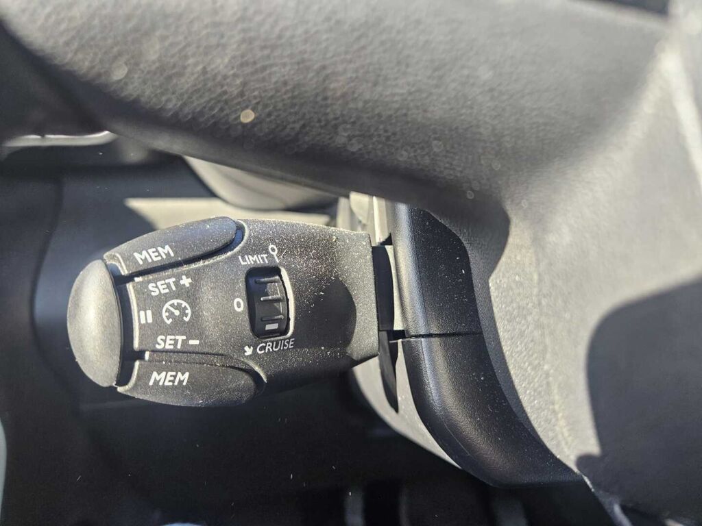 Citroen Berlingo 2020 Vihreä