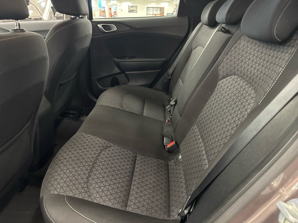 Kia XCeed 2020 Ruskea (beige)