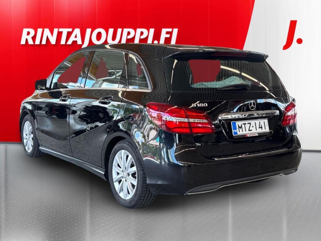 Mercedes-Benz B 2016 Musta