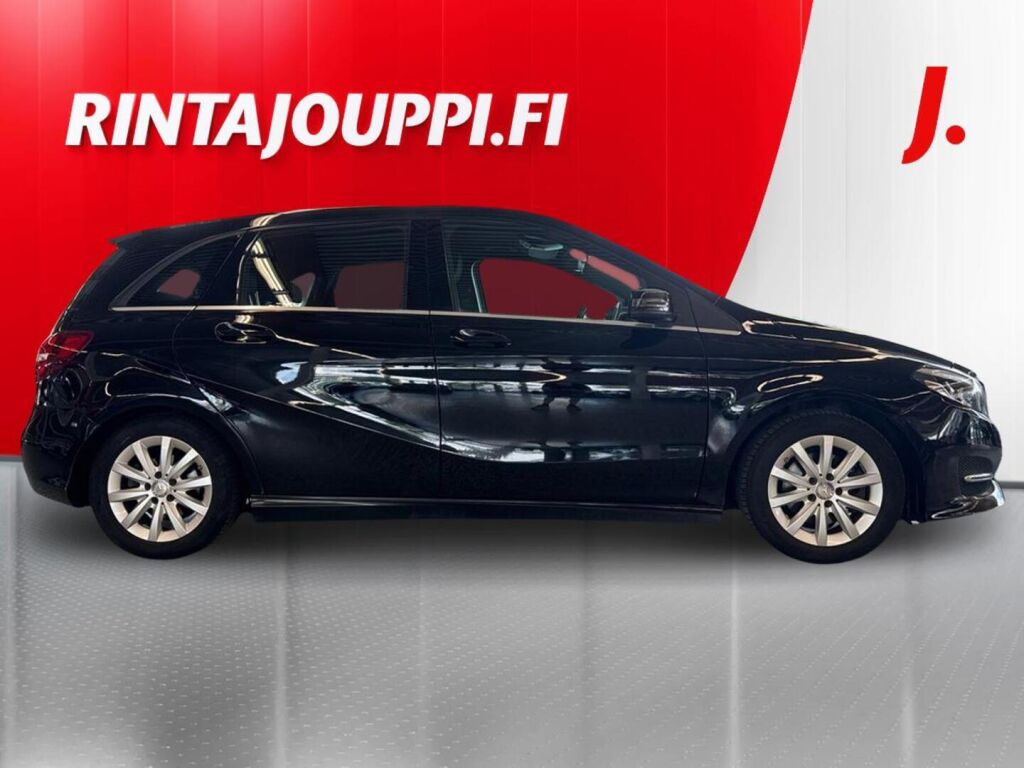 Mercedes-Benz B 2016 Musta