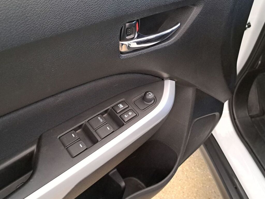 Suzuki Vitara 2016 Valkoinen