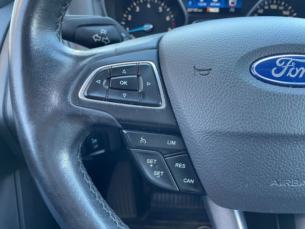 Ford Focus 2016 Harmaa