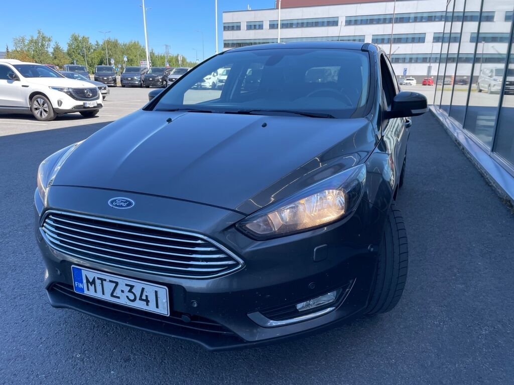 Ford Focus 2016 Harmaa