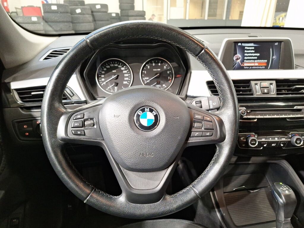 BMW X1 2016 Musta