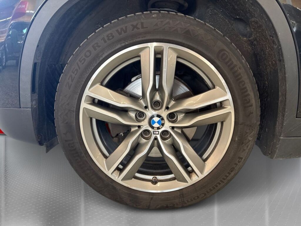 BMW X1 2016 Musta