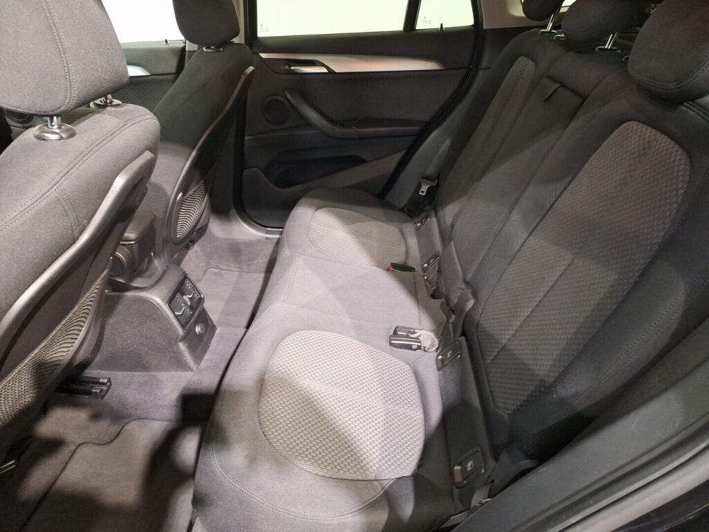 BMW X1 2016 Musta