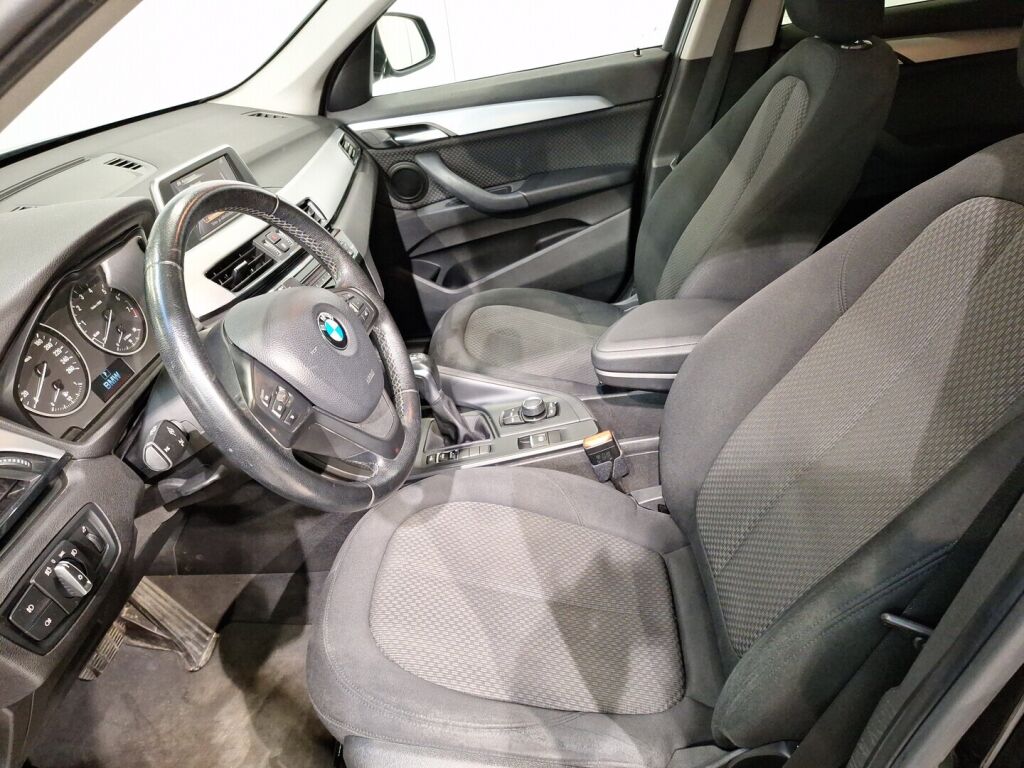 BMW X1 2016 Musta
