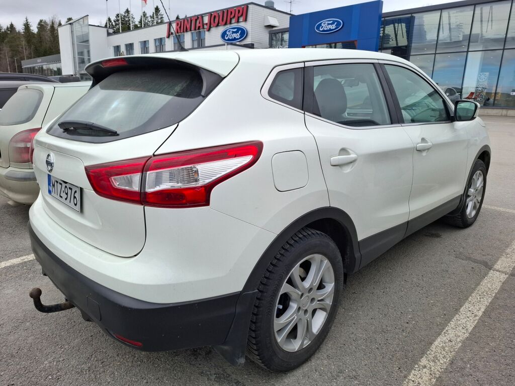 Nissan Qashqai 2016 Valkoinen