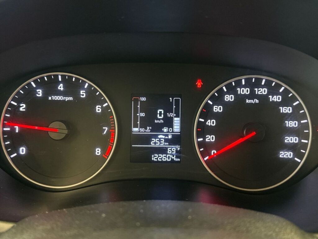Hyundai i20 Hatchback 2019 Valkoinen