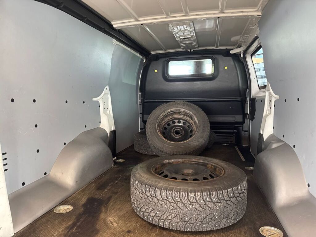 Opel Vivaro 2020 Valkoinen