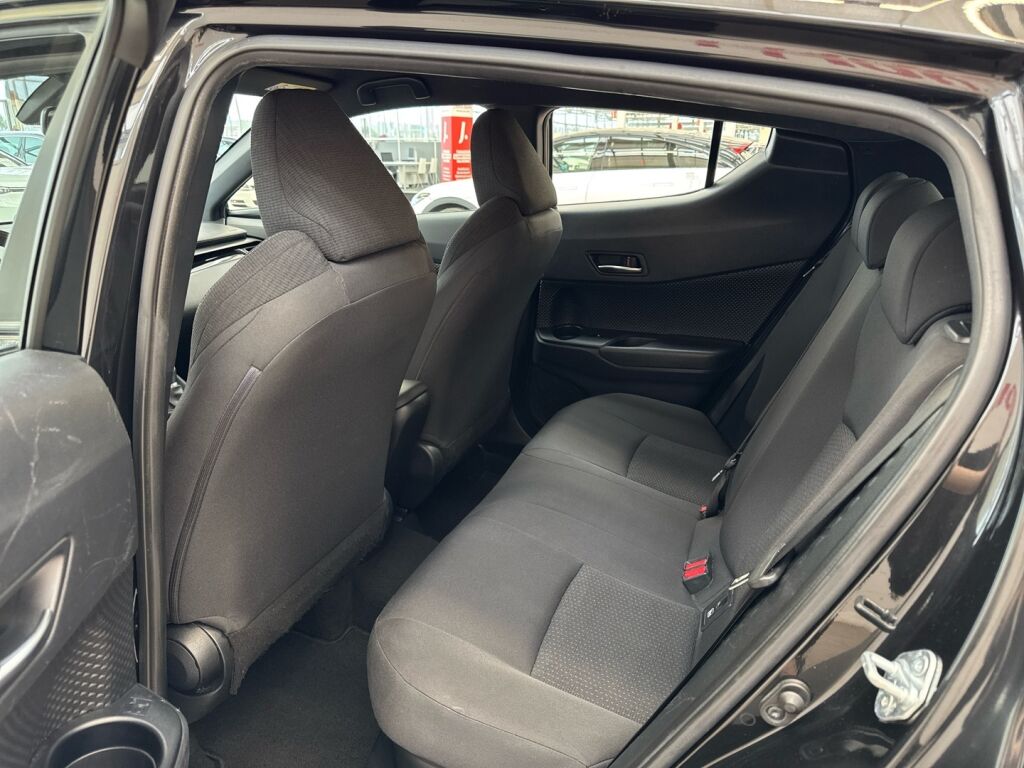 Toyota C-HR 2019 Musta