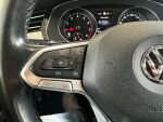 Volkswagen Passat 2020 Valkoinen