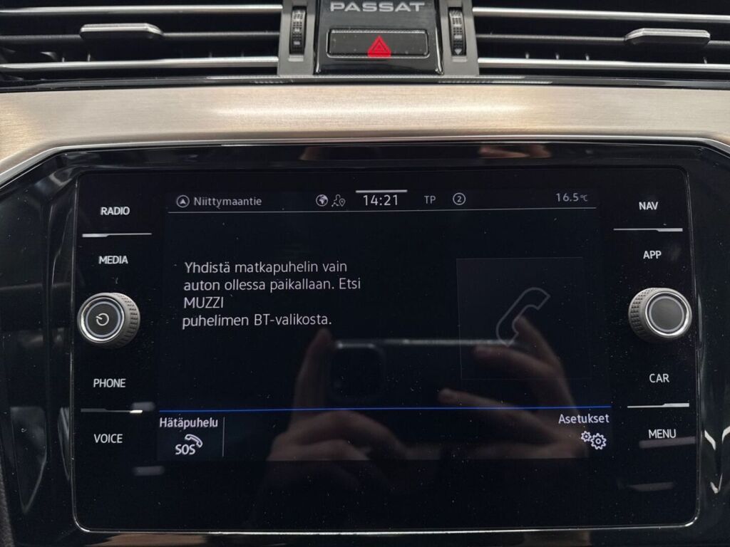 Volkswagen Passat 2020 Valkoinen