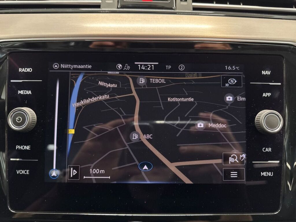 Volkswagen Passat 2020 Valkoinen