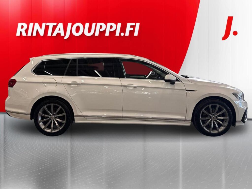 Volkswagen Passat 2020 Valkoinen