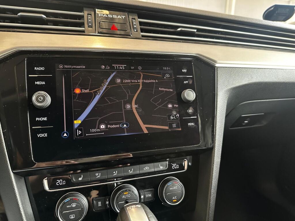 Volkswagen Passat 2020 Valkoinen