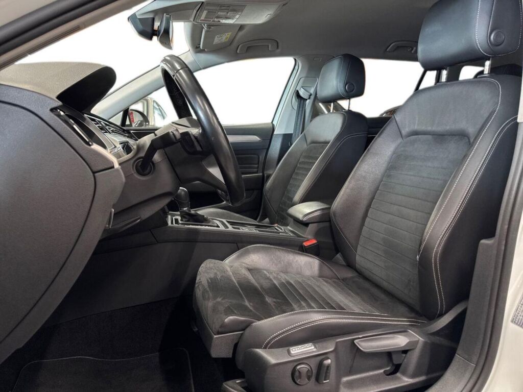 Volkswagen Passat 2020 Valkoinen