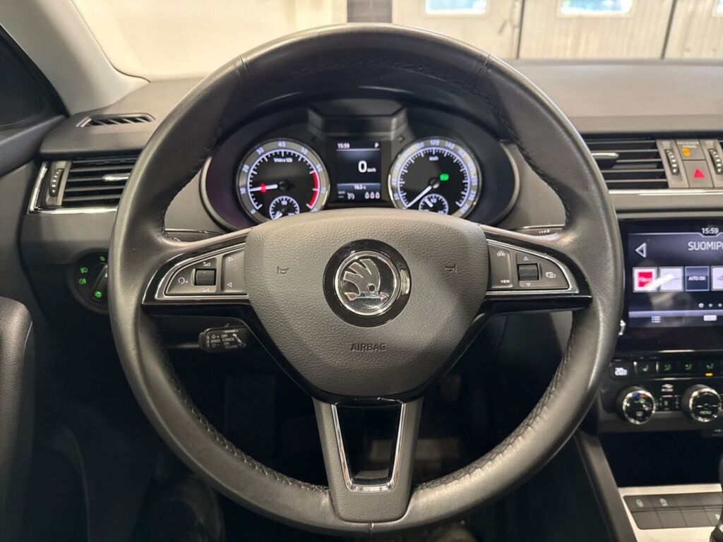 Skoda Octavia 2020 Valkoinen