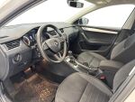 Skoda Octavia 2020 Valkoinen