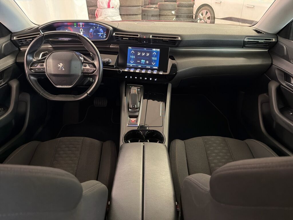 Peugeot 508 2020 Punainen