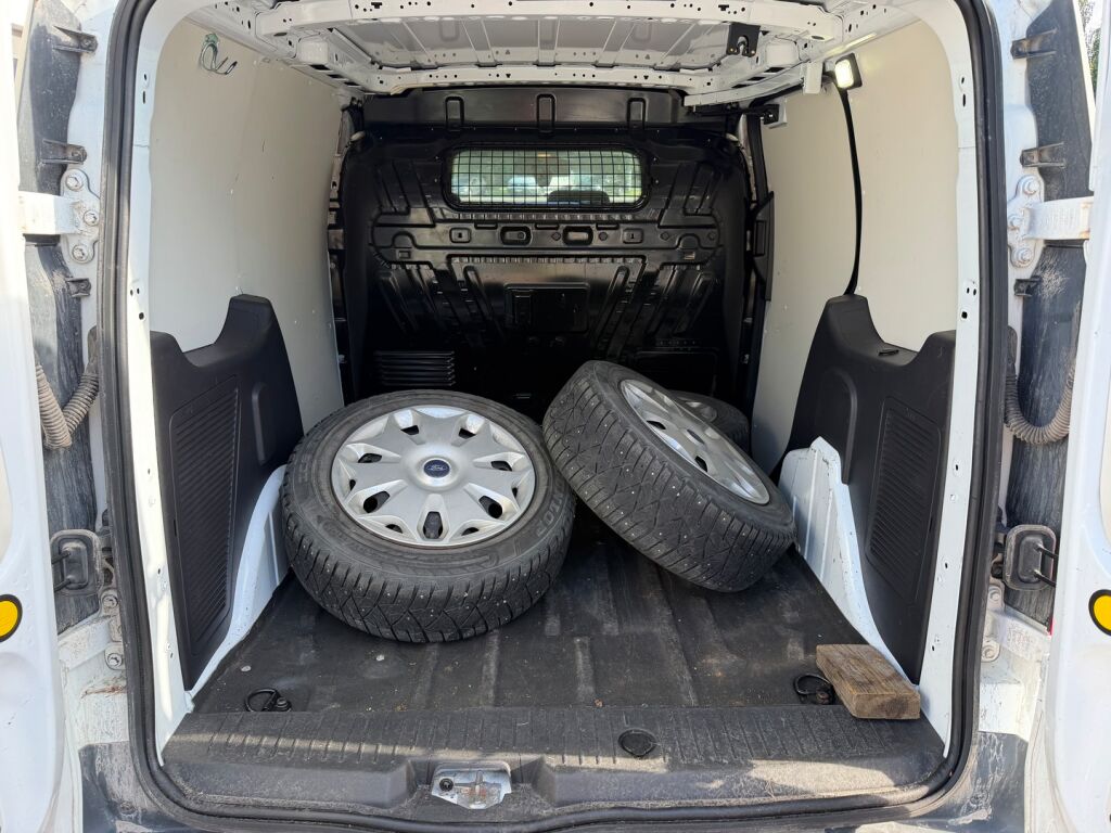Ford Transit Connect 2015 Valkoinen