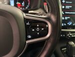 Volvo V60 2020 Musta