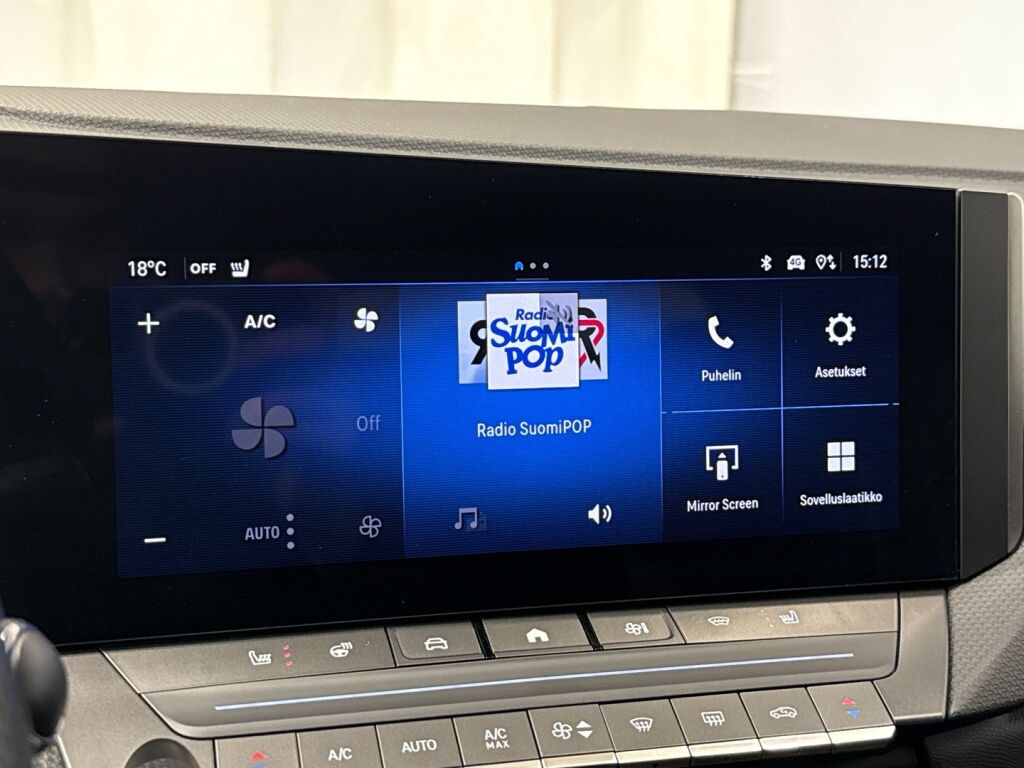 Opel Astra 2024 Sininen