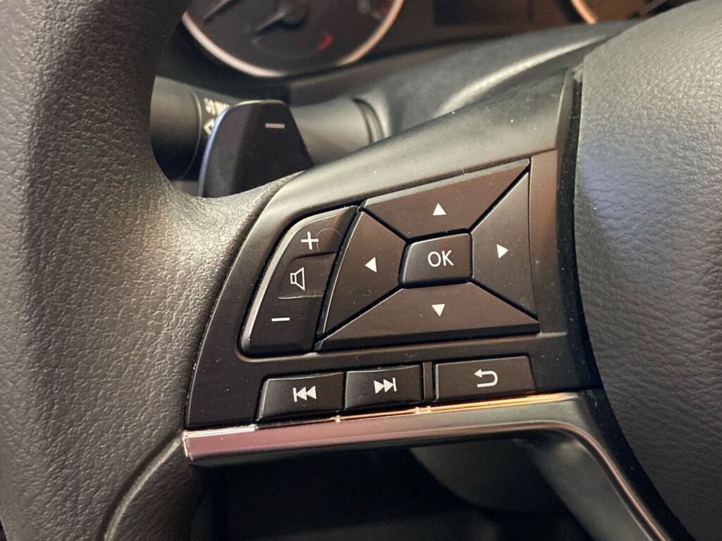 Nissan Juke 2024 Valkoinen