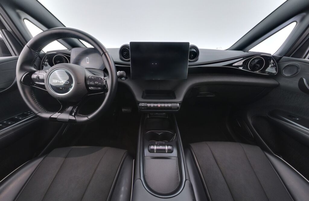 Byd Dolphin 2024 Valkoinen