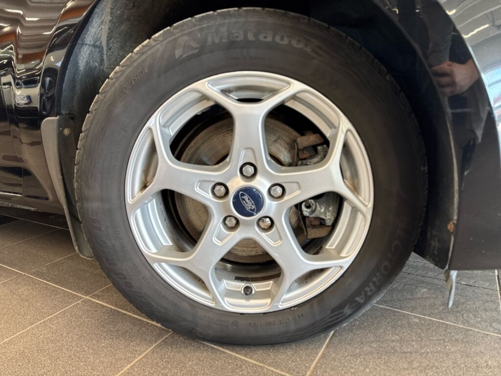 Ford Mondeo 2010 Musta