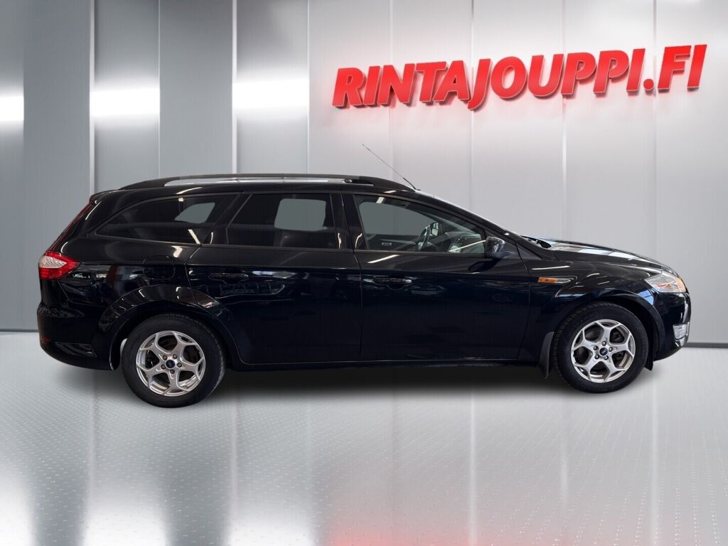 Ford Mondeo 2010 Musta