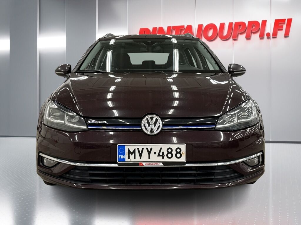 Volkswagen Golf 2018 Violetti