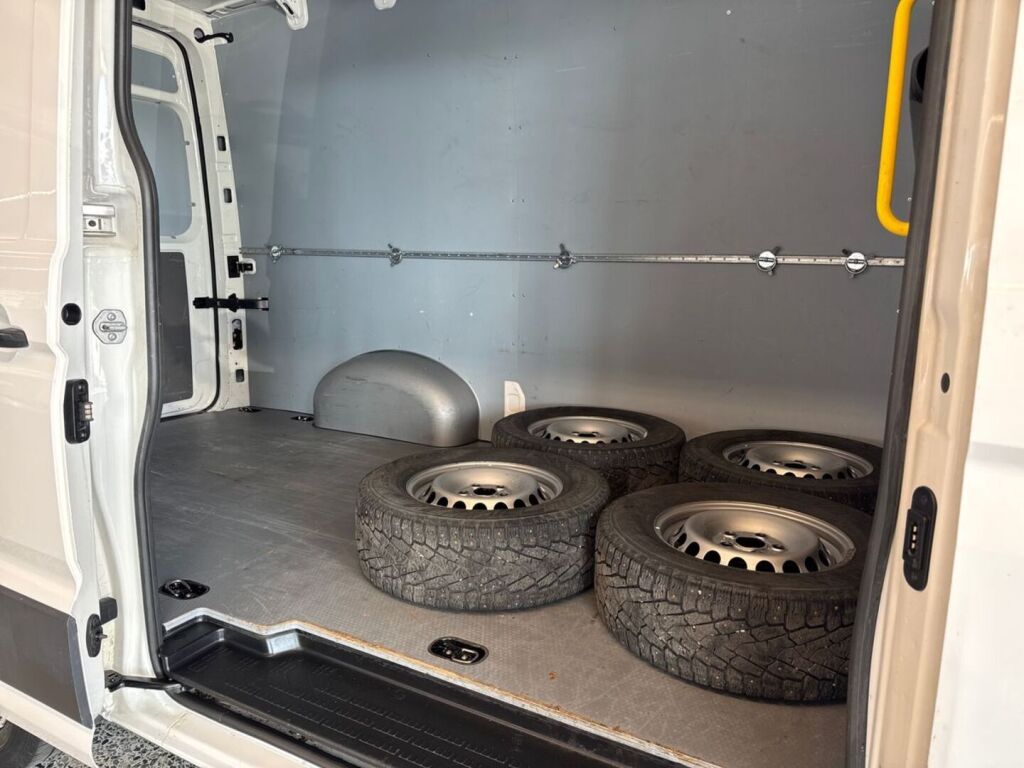 Volkswagen Crafter 2021 Valkoinen
