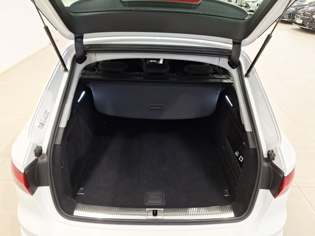 Audi A4 2020 Valkoinen