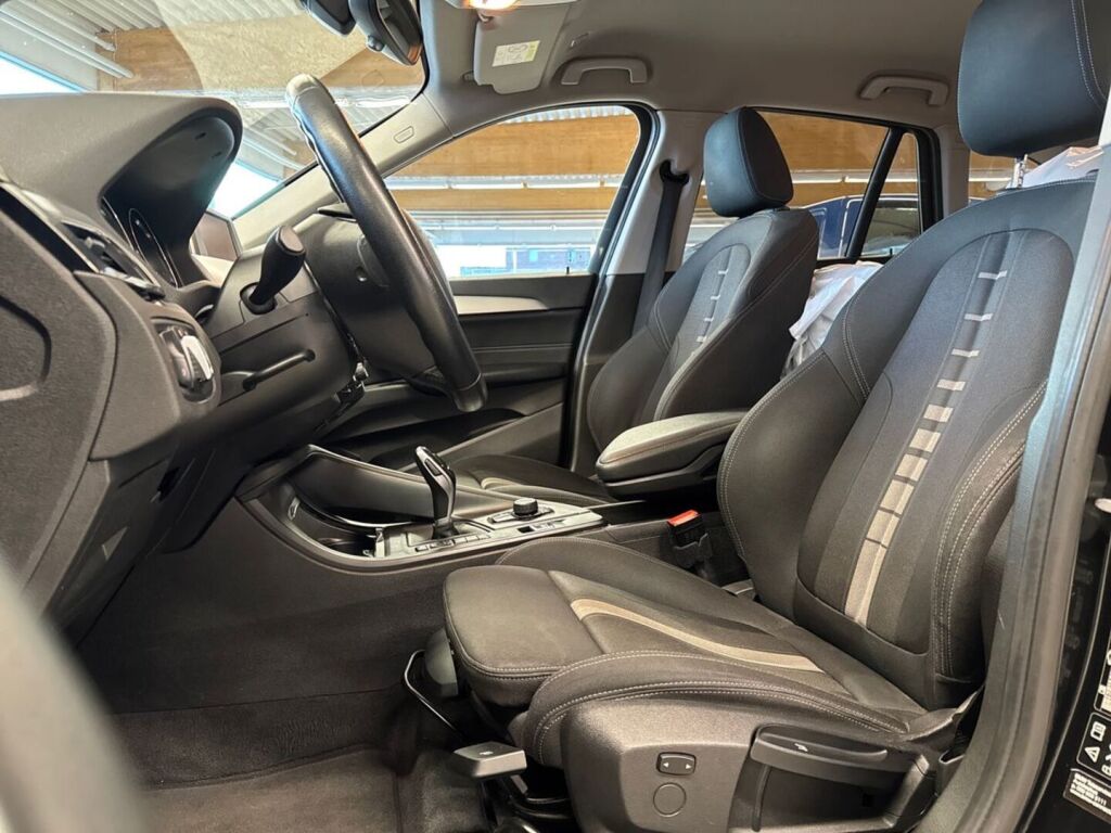 BMW X1 2019 Musta