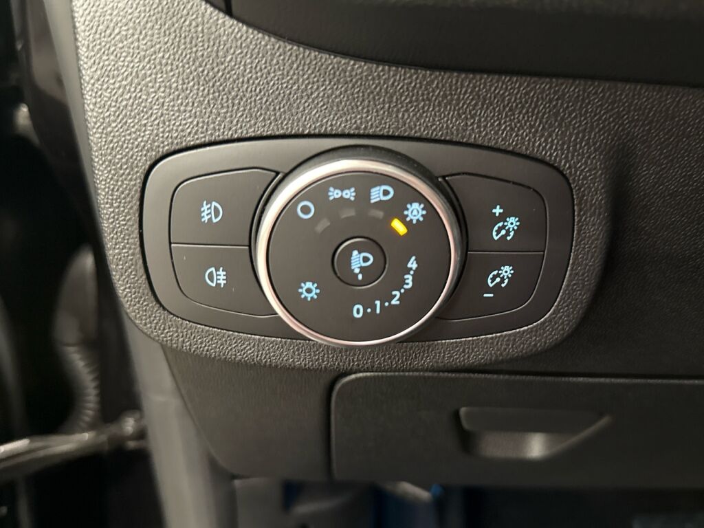 Ford Fiesta 2019 Musta