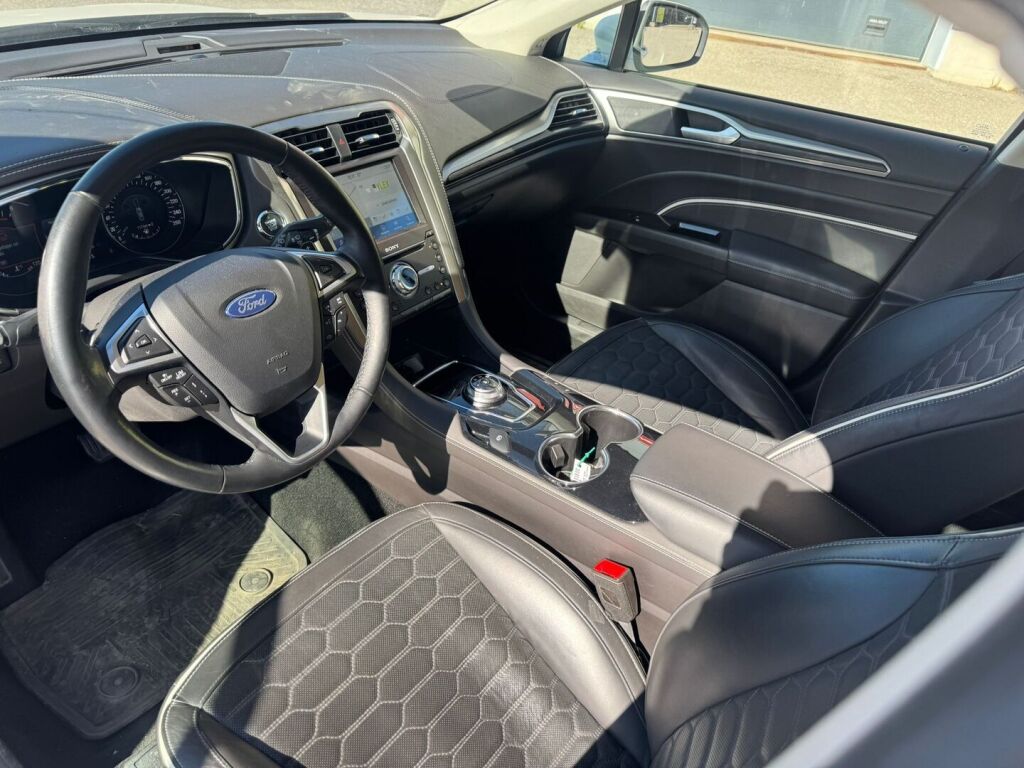 Ford Mondeo 2019 Valkoinen
