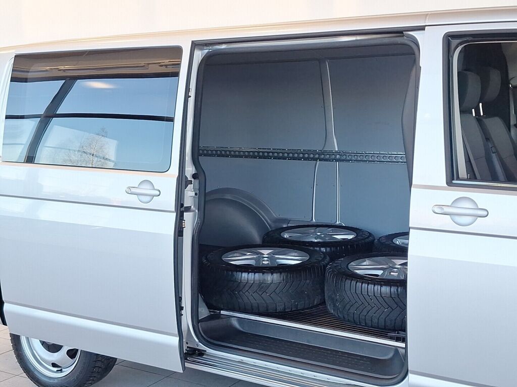 Volkswagen Transporter 2019 Hopea