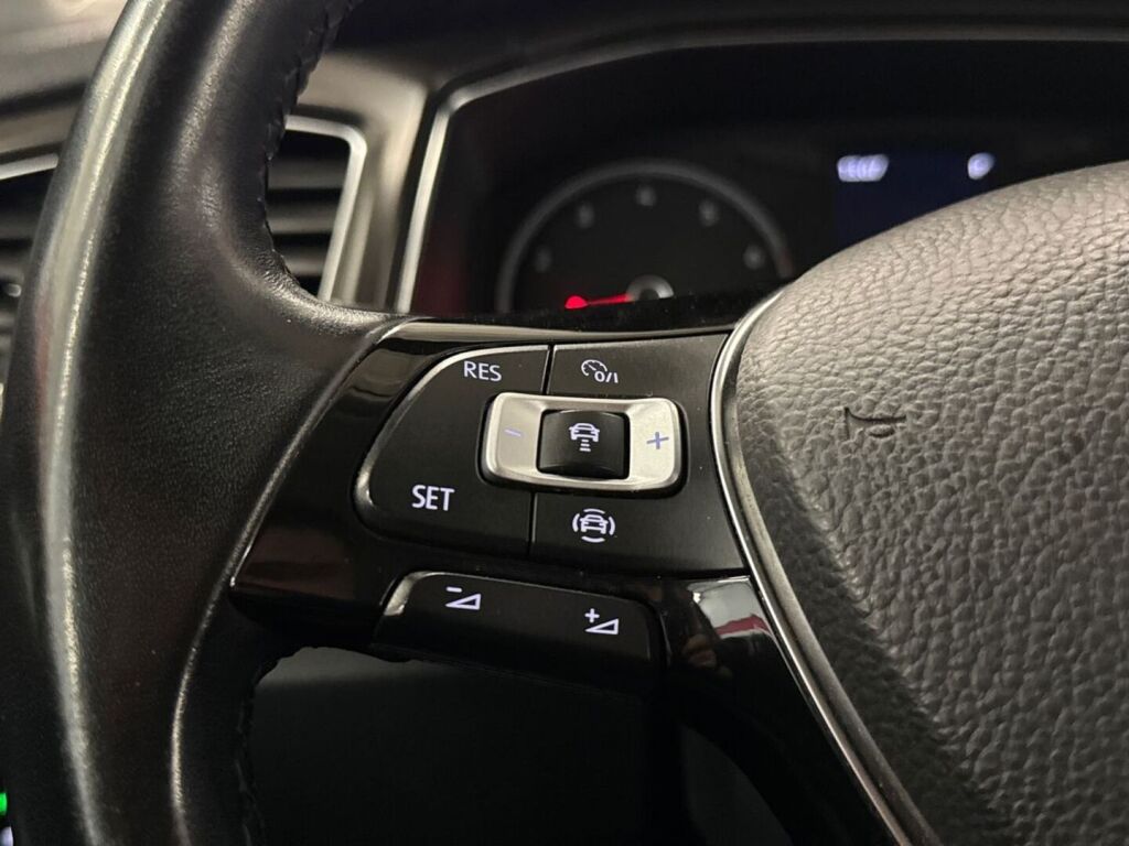 Volkswagen T-Roc 2019 Harmaa