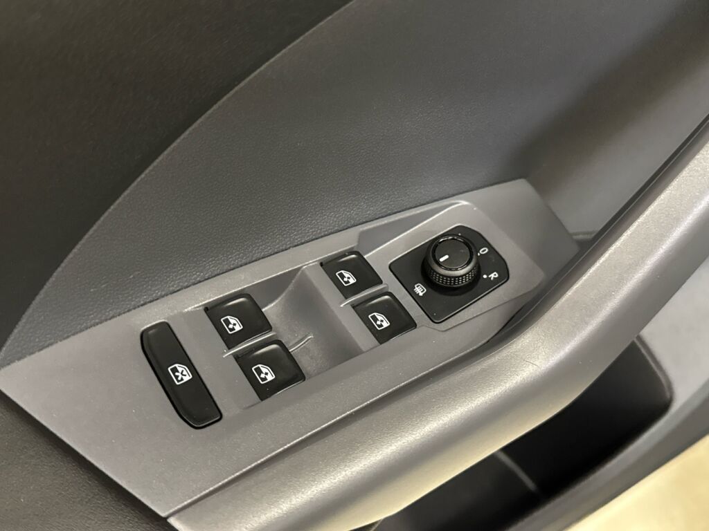 Volkswagen T-Cross 2019 Musta