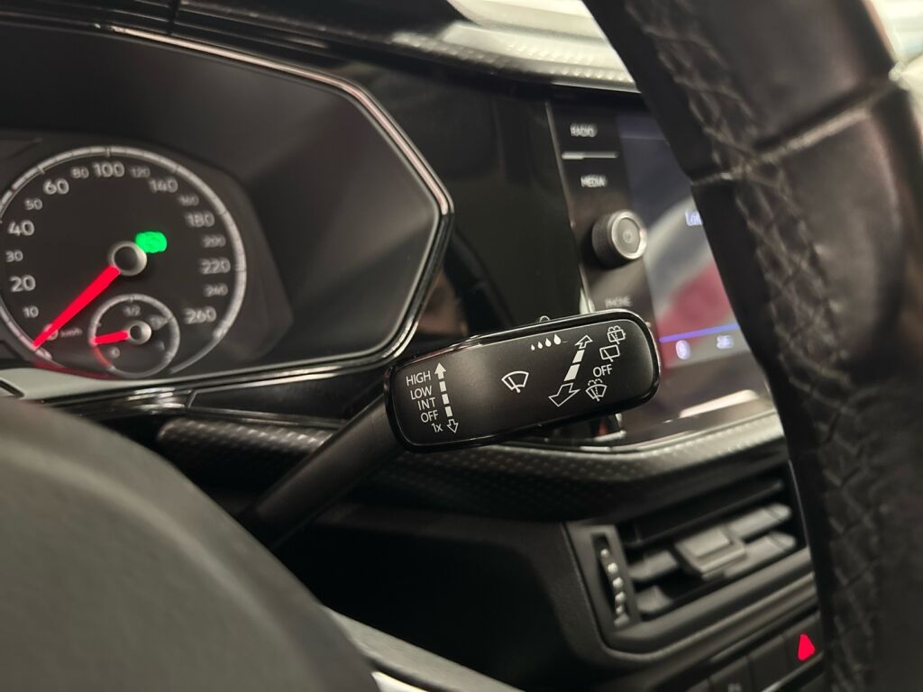 Volkswagen T-Cross 2019 Musta