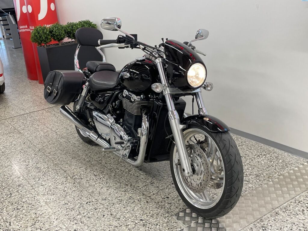 Triumph Thunderbird 2009 Musta