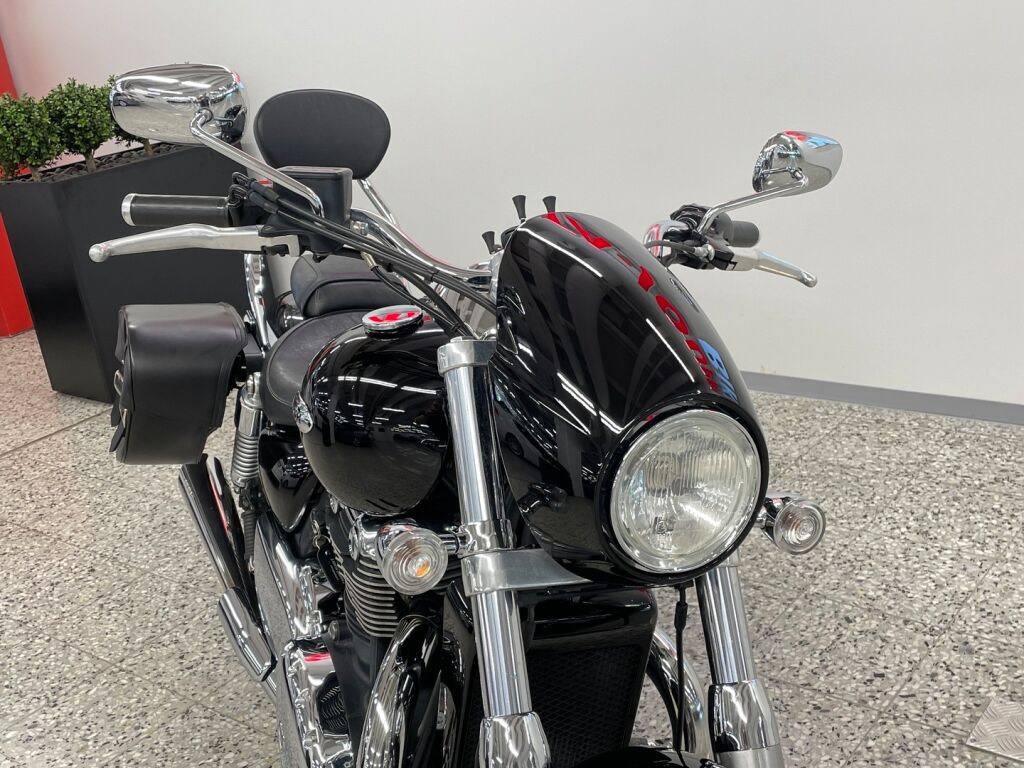 Triumph Thunderbird 2009 Musta
