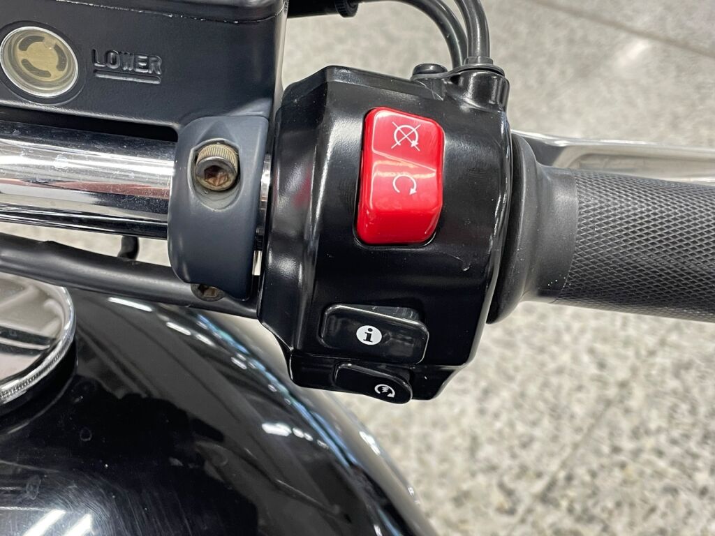 Triumph Thunderbird 2009 Musta