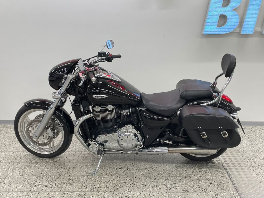 Triumph Thunderbird 2009 Musta